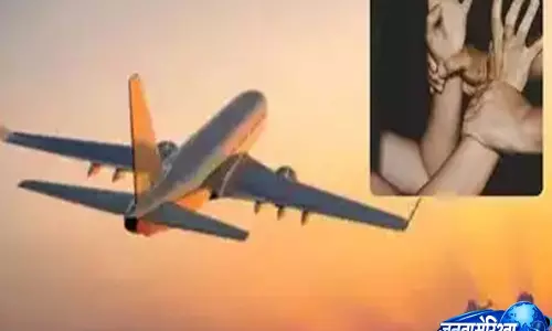 पर्थ जाने वाली फ्लाइट में बीच हवा में यौन उत्पीड़न के आरोप में भारतीय व्यक्ति पर आरोप पर्थ जाने वाली फ्लाइट में बीच हवा में यौन उत्पीड़न के आरोप में भारतीय व्यक्ति पर आरोप
