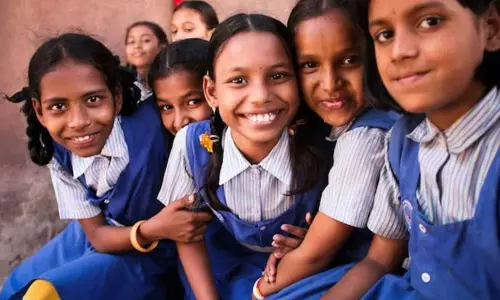 Indore में दिन का तापमान 40°C के करीब, स्कूल का समय बदला Indore में दिन का तापमान 40°C के करीब, स्कूल का समय बदला
