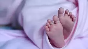 Telangana: कार में बंद होने से 5 साल की बच्ची की मौत Telangana: कार में बंद होने से 5 साल की बच्ची की मौत
