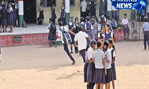 Telangana ने हीटवेव एक्शन प्लान शुरू, स्कूलों में वॉटर बेल्स लगाई जाएंगी, कूलिंग सेंटर बनाए जाएंगे Telangana ने हीटवेव एक्शन प्लान शुरू, स्कूलों में वॉटर बेल्स लगाई जाएंगी, कूलिंग सेंटर बनाए जाएंगे