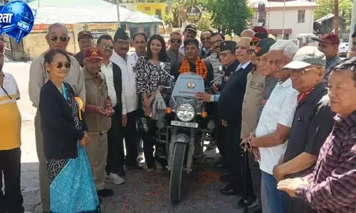 Dharamshala में वीर शहीदों को नमन, कार्यक्रम आयोजित Dharamshala में वीर शहीदों को नमन, कार्यक्रम आयोजित