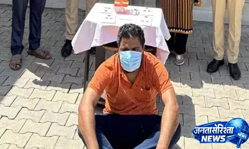 West Bengal पुलिस ने घराना के जालसाज को गिरफ्तार किया; 500 महिलाओं से 2 करोड़ रुपये ठगे West Bengal पुलिस ने घराना के जालसाज को गिरफ्तार किया; 500 महिलाओं से 2 करोड़ रुपये ठगे