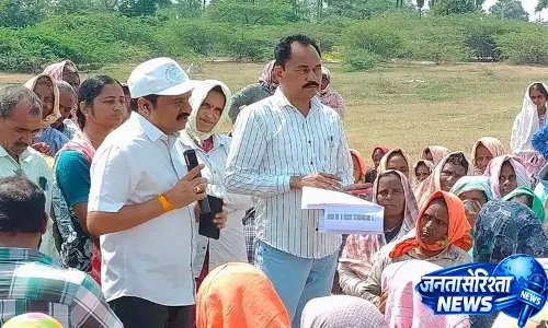 मज़दूरों को रोज़गार की जगहों पर सुविधाएँ दी जानी चाहिए: DRDO शेखर रेड्डी मज़दूरों को रोज़गार की जगहों पर सुविधाएँ दी जानी चाहिए: DRDO शेखर रेड्डी