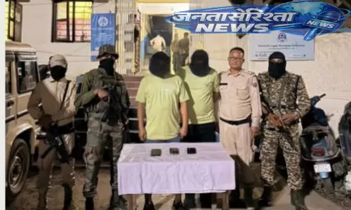 Manipur : चुराचांदपुर में RAF कर्मियों पर कथित तौर पर फायरिंग करने के आरोप में दो गिरफ्तार Manipur : चुराचांदपुर में RAF कर्मियों पर कथित तौर पर फायरिंग करने के आरोप में दो गिरफ्तार
