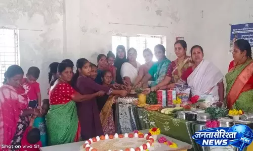 BRS नेता गोपागनी स्वाति राजशेखर ने एनीमिया से लड़ने के लिए पौष्टिक भोजन का आग्रह किया