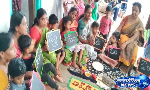 पार्षद मुनिगाडप्पा पद्मा ने पोषण पखवाड़े कार्यक्रम में आंगनवाड़ी कार्यकर्ताओं की सराहना की