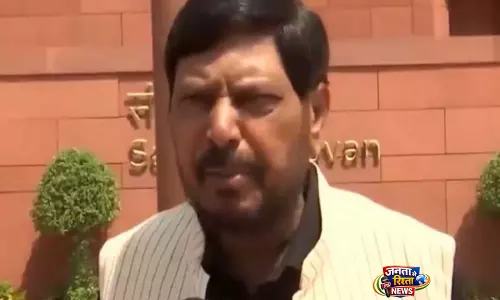 परिसीमन का विरोध करना महिला-विरोधी रुख अपनाने जैसा है: केंद्रीय मंत्री Ramdas Athawale