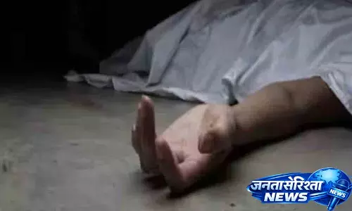 Nirmal में परिवार के शराब पीने से मना करने पर बुज़ुर्ग आदमी ने आत्महत्या कर ली Nirmal में परिवार के शराब पीने से मना करने पर बुज़ुर्ग आदमी ने आत्महत्या कर ली