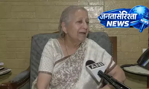 महिला आरक्षण लागू करने पर संसद में चर्चा, महाजन ने जताई खुशी महिला आरक्षण लागू करने पर संसद में चर्चा, महाजन ने जताई खुशी