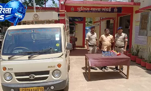 अवैध शराब परिवहन पर पुलिस की कार्रवाई, 28 पौवा शराब और वाहन जब्त
