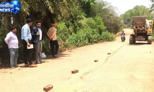 जनभागीदारी से नेशनल हाईवे से स्कूल तक पक्की सड़क निर्माण कार्य प्रारम्भ