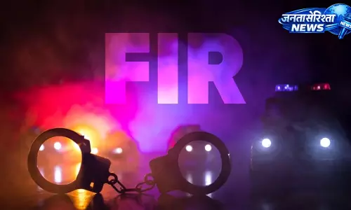 शराब घोटाला: CBI ने AP त्रिपाठी और पत्नी के खिलाफ FIR दर्ज की शराब घोटाला: CBI ने AP त्रिपाठी और पत्नी के खिलाफ FIR दर्ज की