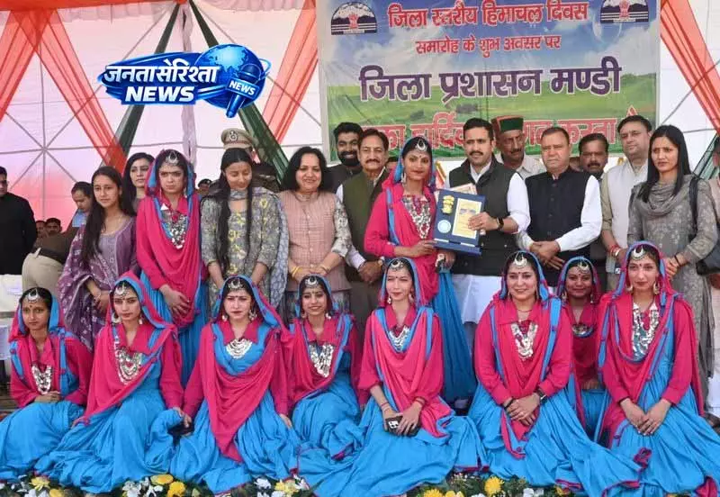 हिमाचल में विकास की नई दिशा, PWD मंत्री ने गिनाईं उपलब्धियां हिमाचल में विकास की नई दिशा, PWD मंत्री ने गिनाईं उपलब्धियां