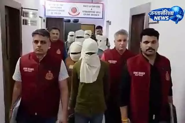 Delhi पुलिस ने छह बांग्लादेशी डकैतों के गैंग का किया खुलासा Delhi पुलिस ने छह बांग्लादेशी डकैतों के गैंग का किया खुलासा