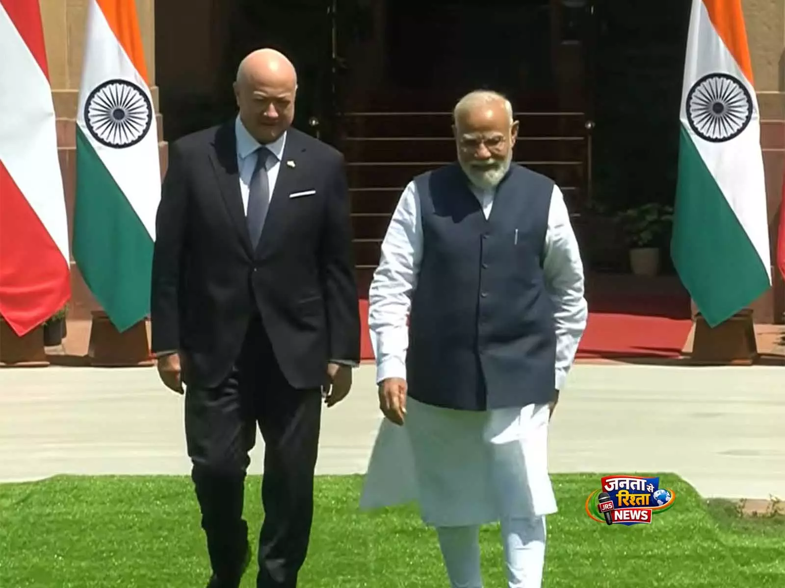 PM मोदी ने ऑस्ट्रिया के चांसलर क्रिश्चियन स्टॉकर से की मुलाकात PM मोदी ने ऑस्ट्रिया के चांसलर क्रिश्चियन स्टॉकर से की मुलाकात