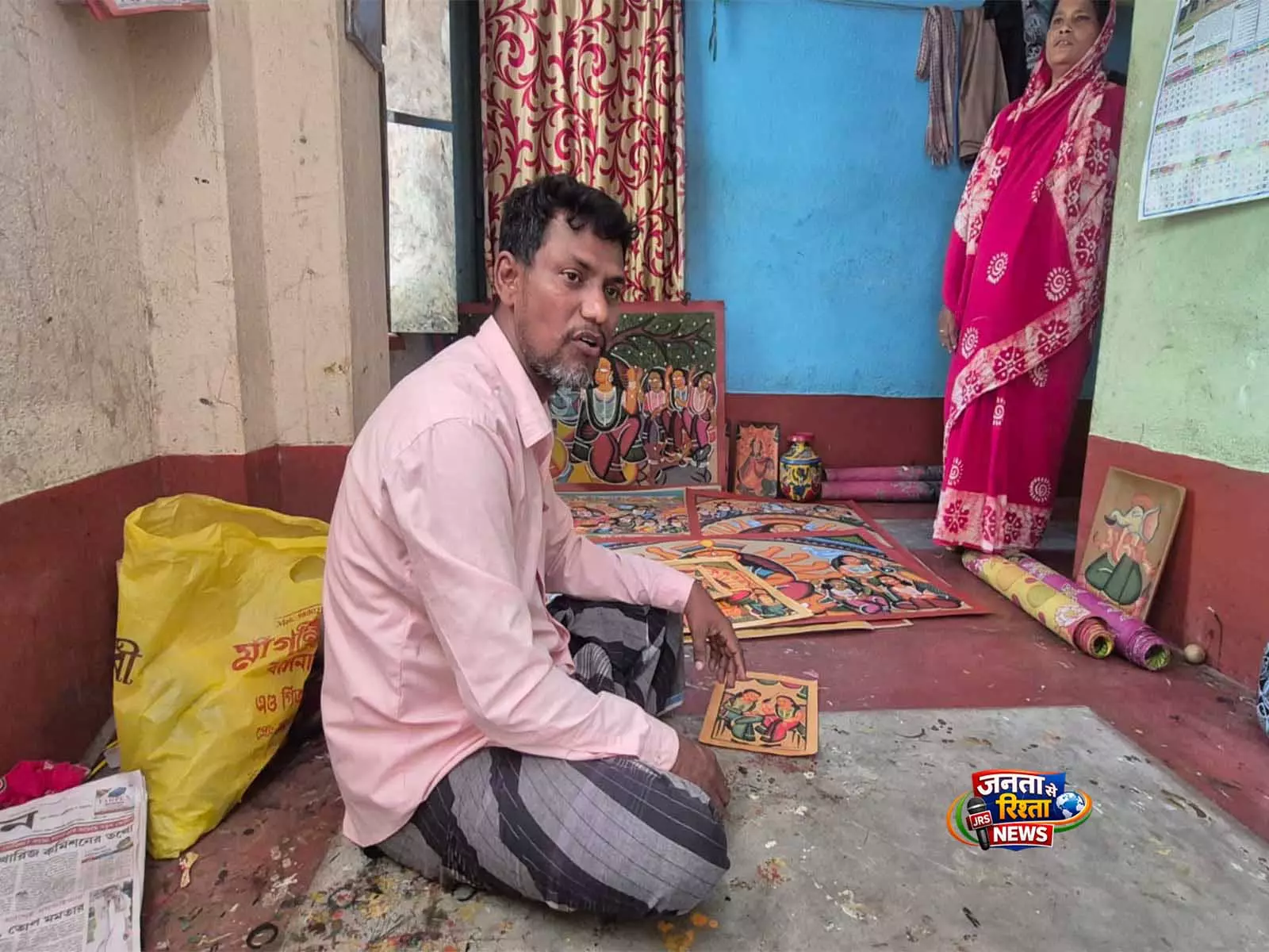 West Bengal: मुस्लिम दंपति चित्रकला और गीतों से सुनाते हैं कृष्ण लीला-रामायण West Bengal: मुस्लिम दंपति चित्रकला और गीतों से सुनाते हैं कृष्ण लीला-रामायण