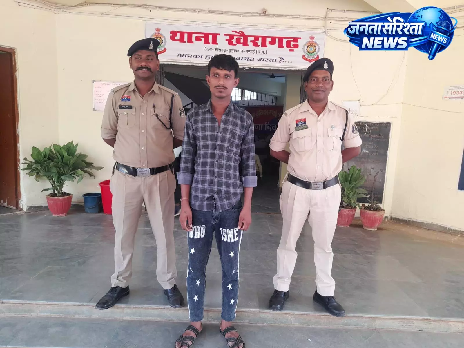 ऑपरेशन मुस्कान: नाबालिग अपहृता अहमदाबाद से सकुशल बरामद, आरोपी गिरफ्तार ऑपरेशन मुस्कान: नाबालिग अपहृता अहमदाबाद से सकुशल बरामद, आरोपी गिरफ्तार