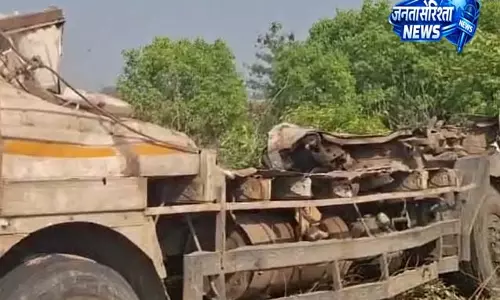 कोंडागांव सूरजपुर और जगदलपुर में सड़क हादसे, 2 की मौत कोंडागांव सूरजपुर और जगदलपुर में सड़क हादसे, 2 की मौत