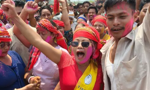 TTAADC चुनाव में टिपरा मोथा ने 28 में से 24 सीटें जीतीं; BJP को 4 सीटें मिलीं TTAADC चुनाव में टिपरा मोथा ने 28 में से 24 सीटें जीतीं; BJP को 4 सीटें मिलीं