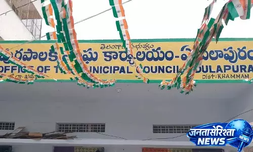 Yedulapuram में अधिकारियों की कमी के कारण निवासियों ने मकानों के नंबर मांगे Yedulapuram में अधिकारियों की कमी के कारण निवासियों ने मकानों के नंबर मांगे