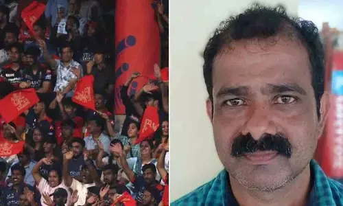 चिन्नास्वामी स्टेडियम में एक आदमी को गैर-कानूनी तरीके से RCB के 100 टिकट बेचते हुए पकड़ा गया चिन्नास्वामी स्टेडियम में एक आदमी को गैर-कानूनी तरीके से RCB के 100 टिकट बेचते हुए पकड़ा गया