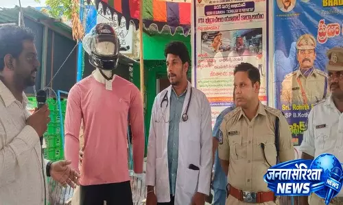 लोगों को traffic rules का पालन करना चाहिए: एएसपी विक्रांत कुमार सिंह लोगों को traffic rules का पालन करना चाहिए: एएसपी विक्रांत कुमार सिंह