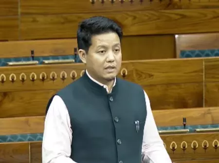सांसद इंद्र हांग सुब्बा ने संसद में रखी अपनी बात, सिक्किम में दो लोकसभा सीटें करने की मांग की सांसद इंद्र हांग सुब्बा ने संसद में रखी अपनी बात, सिक्किम में दो लोकसभा सीटें करने की मांग की