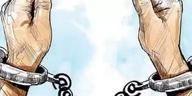 Tamil Nadu : 500 से ज़्यादा महिलाओं से करोड़ों की ठगी करने वाला आदमी गिरफ्तार Tamil Nadu : 500 से ज़्यादा महिलाओं से करोड़ों की ठगी करने वाला आदमी गिरफ्तार