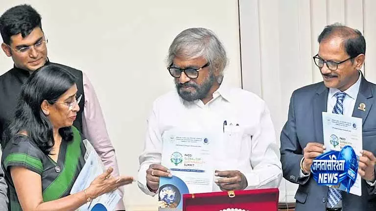 Karnataka: मंत्री खांडरे ने मानव-पशु संघर्ष को खत्म करने के लिए CSR फंड की वकालत की Karnataka: मंत्री खांडरे ने मानव-पशु संघर्ष को खत्म करने के लिए CSR फंड की वकालत की