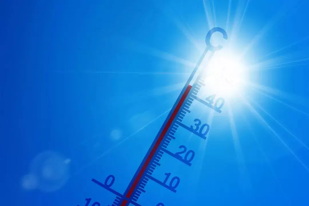 Odisha : 14 जगहों पर पारा 40 डिग्री सेल्सियस के पार Odisha : 14 जगहों पर पारा 40 डिग्री सेल्सियस के पार