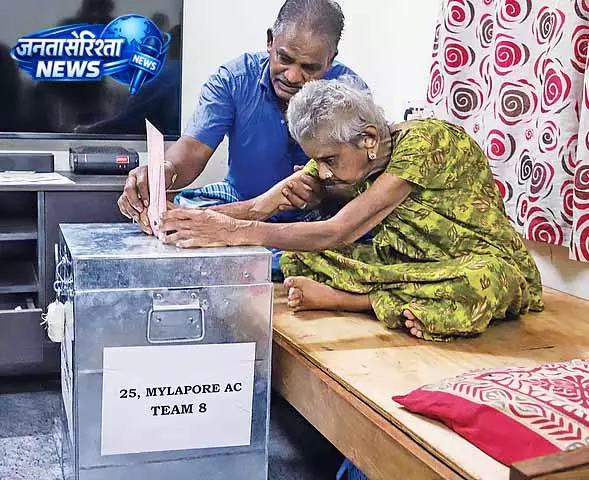 Thanthi TV ने जताई कड़े मुकाबले की संभावना Thanthi TV ने जताई कड़े मुकाबले की संभावना