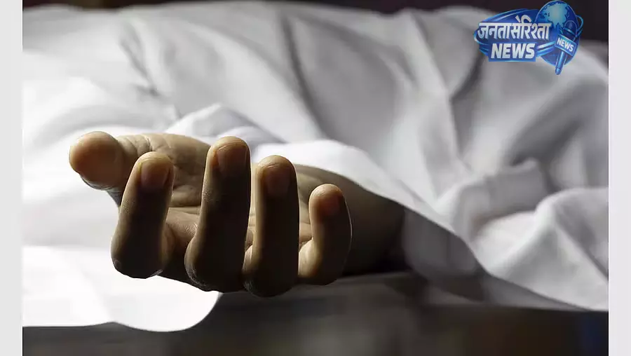 हादसा: दो AC मैकेनिक और तीन अन्य की मौत हादसा: दो AC मैकेनिक और तीन अन्य की मौत