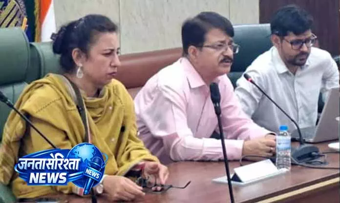 कमिश्नर STD की समीक्षा बैठक में कई अहम निर्देश कमिश्नर STD की समीक्षा बैठक में कई अहम निर्देश