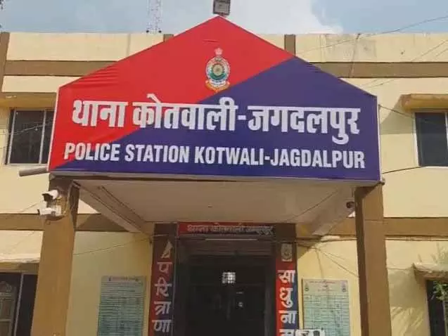 पेट्रोल पंप कर्मचारी की लाश मिली पेट्रोल पंप कर्मचारी की लाश मिली