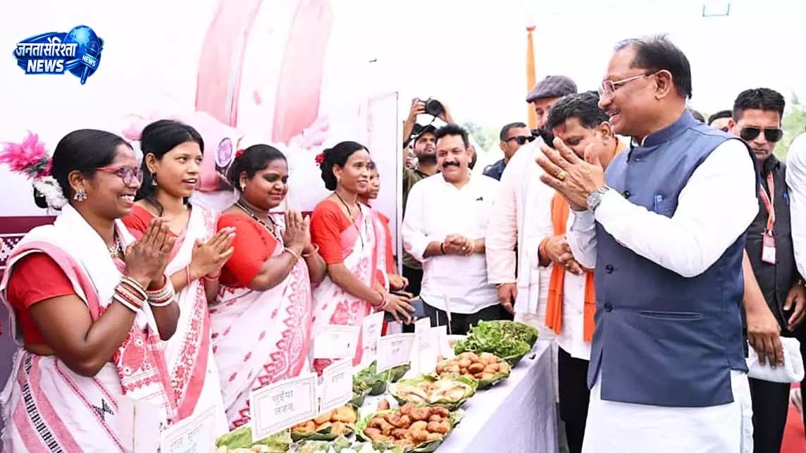 CM साय ने कॉफी टेबल बुक धरोहर का किया विमोचन CM साय ने कॉफी टेबल बुक धरोहर का किया विमोचन