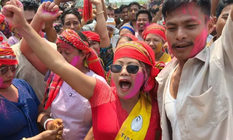 TTAADC चुनाव में टिपरा मोथा ने 28 में से 24 सीटें जीतीं; BJP को 4 सीटें मिलीं TTAADC चुनाव में टिपरा मोथा ने 28 में से 24 सीटें जीतीं; BJP को 4 सीटें मिलीं