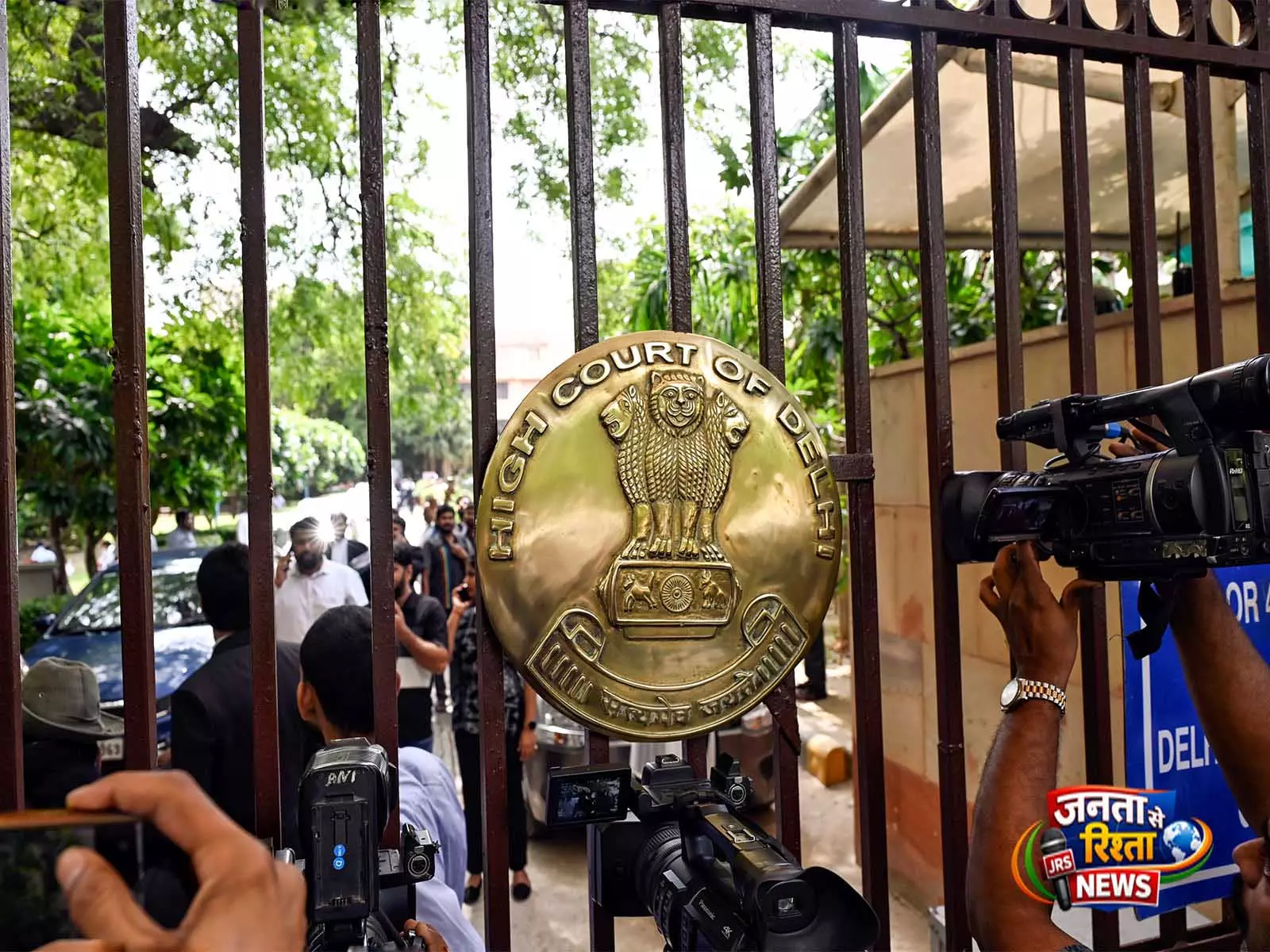 केवल आर्थिक मापदंडों के आधार पर केंद्र सरकार की नौकरियों में अतिरिक्त छूट देना उचित नहीं है: दिल्ली HC केवल आर्थिक मापदंडों के आधार पर केंद्र सरकार की नौकरियों में अतिरिक्त छूट देना उचित नहीं है: दिल्ली HC