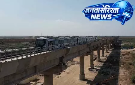 सूरत शहर मेट्रो के लिए तैयार, ड्रीम सिटी-अलथान के बीच 8.5 किमी रूट पर ट्रायल रन शुरू सूरत शहर मेट्रो के लिए तैयार, ड्रीम सिटी-अलथान के बीच 8.5 किमी रूट पर ट्रायल रन शुरू