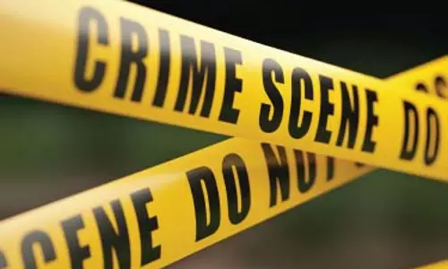 फ्लैट में पिता और बेटे की हत्या, लेनदेन के विवाद में चाकू से वारदात फ्लैट में पिता और बेटे की हत्या, लेनदेन के विवाद में चाकू से वारदात