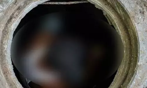 मजदूर नशे में सीवर चैंबर में गिरा, मौत मजदूर नशे में सीवर चैंबर में गिरा, मौत
