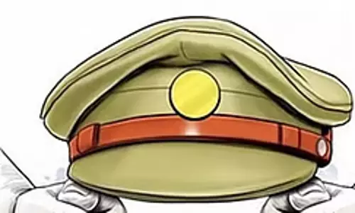 Chennai में 18,971 पुलिसकर्मियों ने पोस्टल वोट डाले Chennai में 18,971 पुलिसकर्मियों ने पोस्टल वोट डाले