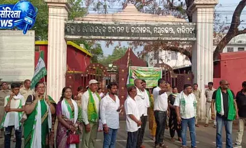 छात्र की मौत पर Mayurbhanj बंद से सामान्य जनजीवन बाधित