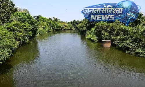 Meenach में पीने के पानी का प्रोजेक्ट; पाइप बिछाने का काम बीच में ही रुका Meenach में पीने के पानी का प्रोजेक्ट; पाइप बिछाने का काम बीच में ही रुका