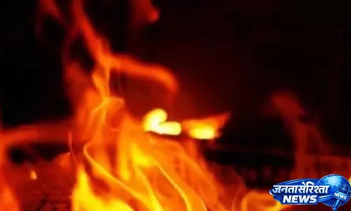 पूजा के दौरान साड़ी में आग लगने से Begumpet में रिटायर्ड प्रिंसिपल की मौत
