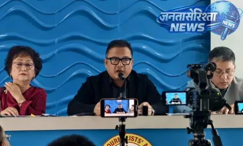 आइजोल चुनाव से पहले ZPM का MNF पर 4.92 करोड़ रुपये के ‘बर्बादी’ का आरोप आइजोल चुनाव से पहले ZPM का MNF पर 4.92 करोड़ रुपये के ‘बर्बादी’ का आरोप