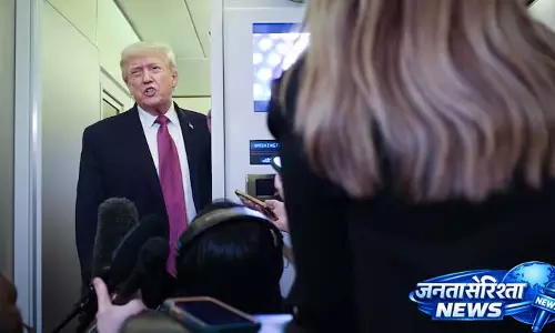 Trump के ईरान डील के दावे के बाद होर्मुज जलडमरूमध्य में गोलीबारी शुरू हो गई Trump के ईरान डील के दावे के बाद होर्मुज जलडमरूमध्य में गोलीबारी शुरू हो गई