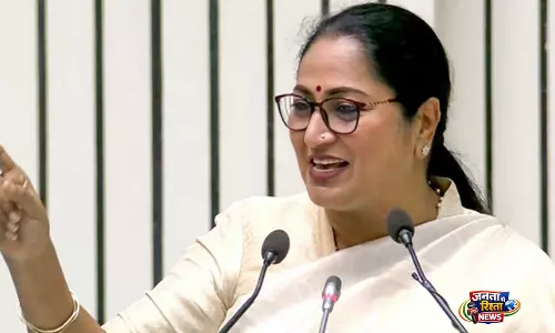 विपक्ष कभी नहीं चाहता था कि संसद और विधानसभाओं में महिलाएं हों: महिला आरक्षण विधेयक पर दिल्ली CM रेखा गुप्ता विपक्ष कभी नहीं चाहता था कि संसद और विधानसभाओं में महिलाएं हों: महिला आरक्षण विधेयक पर दिल्ली CM रेखा गुप्ता