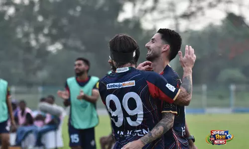 IFL: डायमंड हार्बर ने गोकुलम केरल को हराकर शीर्ष स्थान पर अपनी पकड़ और मजबूत की IFL: डायमंड हार्बर ने गोकुलम केरल को हराकर शीर्ष स्थान पर अपनी पकड़ और मजबूत की