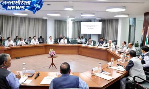 राजनाथ सिंह की अध्यक्षता में IGOM ने पश्चिम एशिया की स्थिति और भारत की तैयारियों का जायजा लिया राजनाथ सिंह की अध्यक्षता में IGOM ने पश्चिम एशिया की स्थिति और भारत की तैयारियों का जायजा लिया