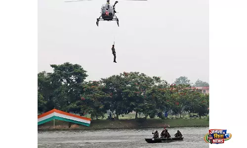 सेना ने किया बाढ़ राहत के लिए IIT गुवाहाटी में जल राहत अभ्यास सेना ने किया बाढ़ राहत के लिए IIT गुवाहाटी में जल राहत अभ्यास